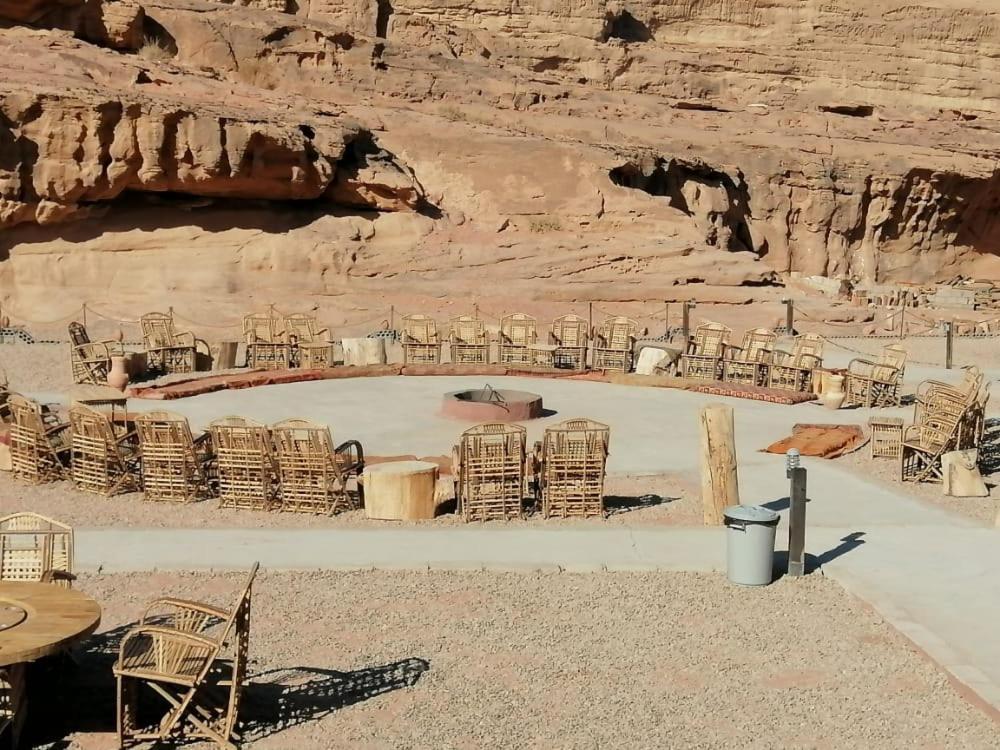 Space Village Luxury Camp Wadi Rum Esterno foto