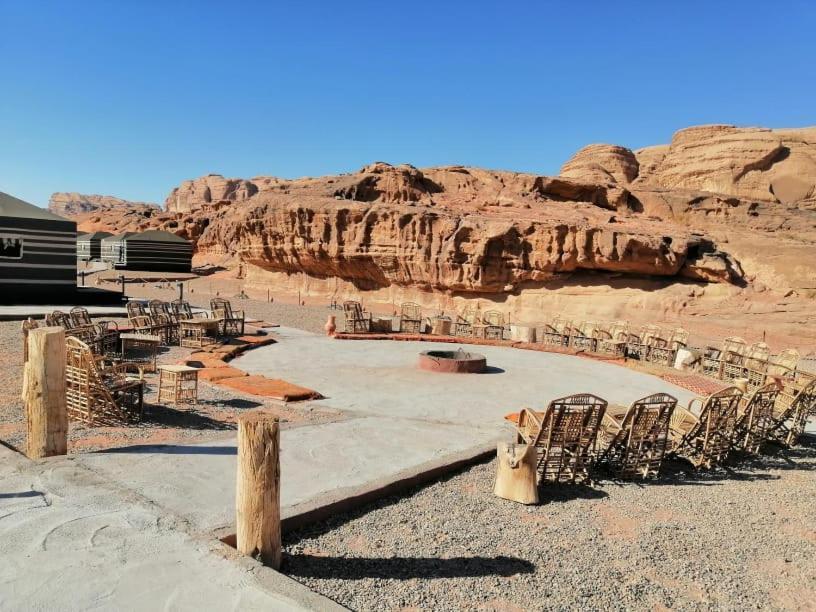 Space Village Luxury Camp Wadi Rum Esterno foto