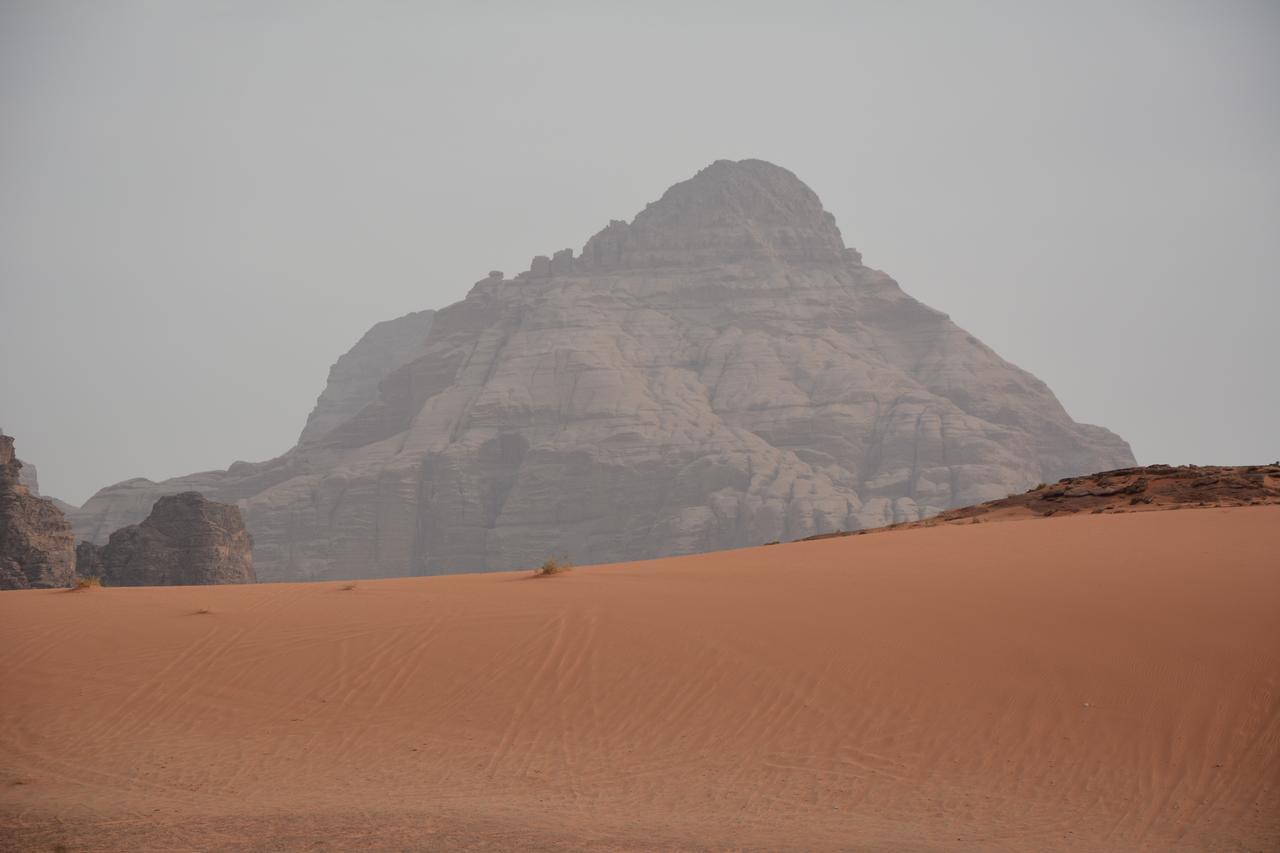 Space Village Luxury Camp Wadi Rum Esterno foto