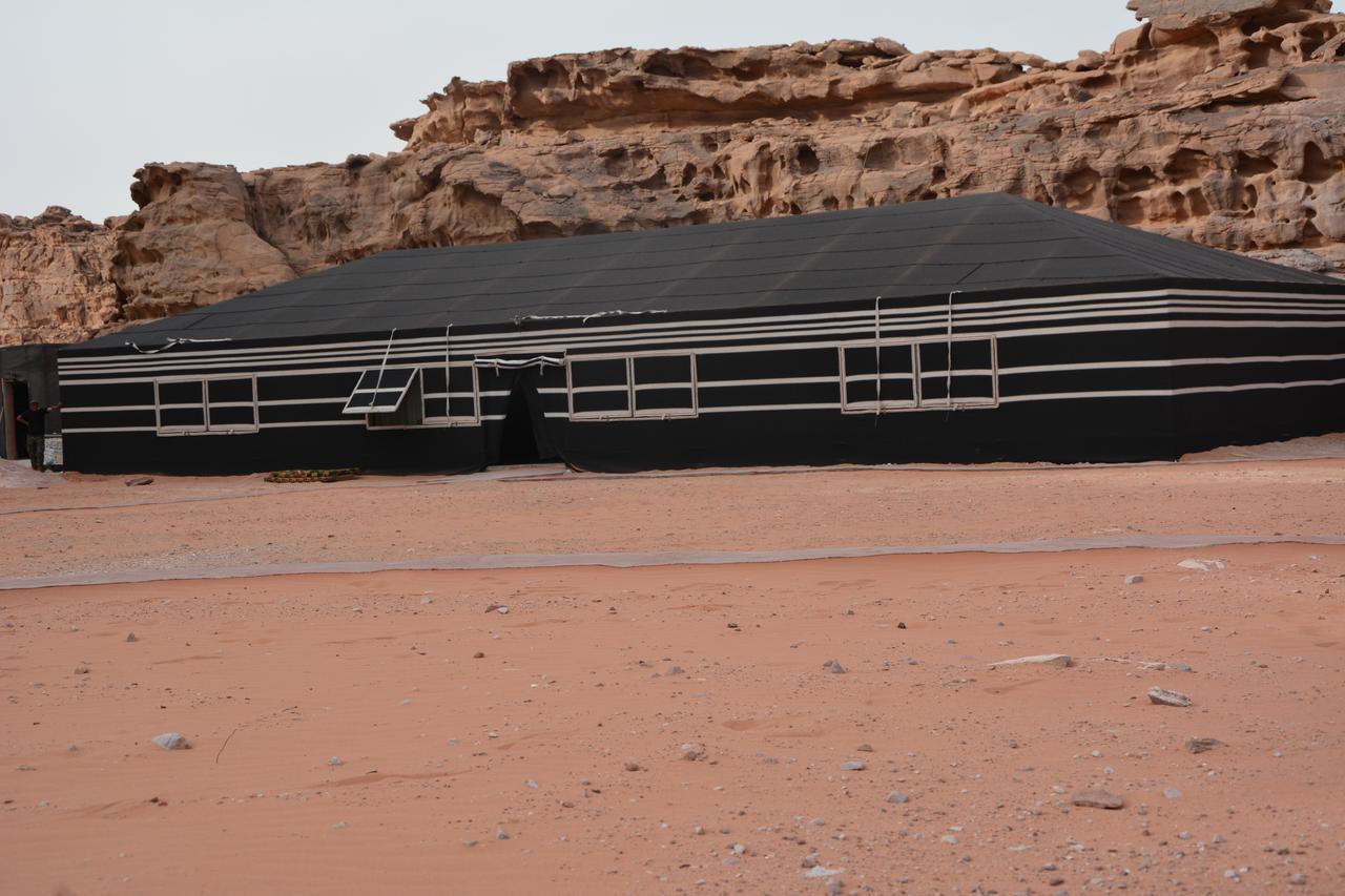 Space Village Luxury Camp Wadi Rum Esterno foto