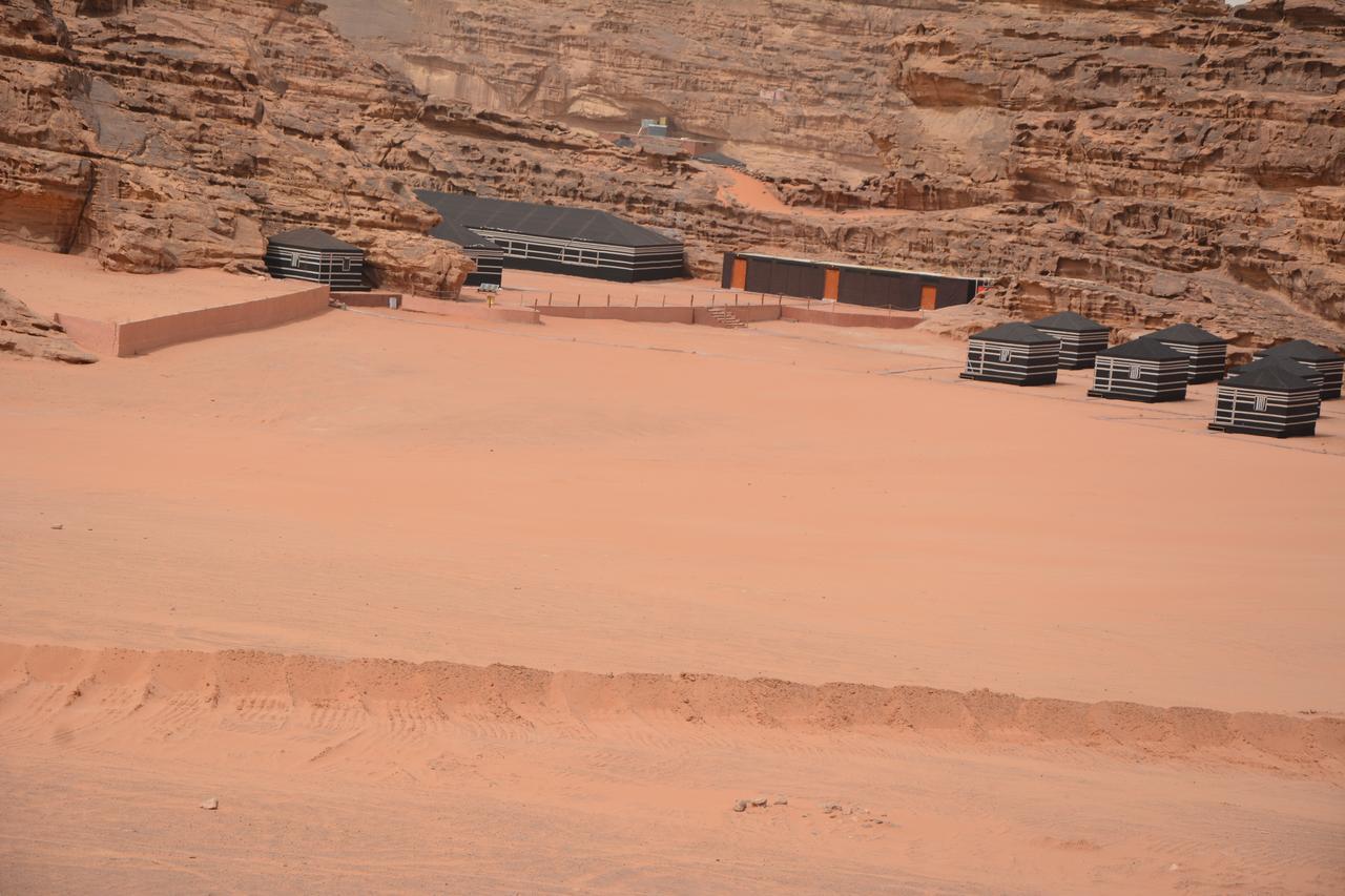 Space Village Luxury Camp Wadi Rum Esterno foto