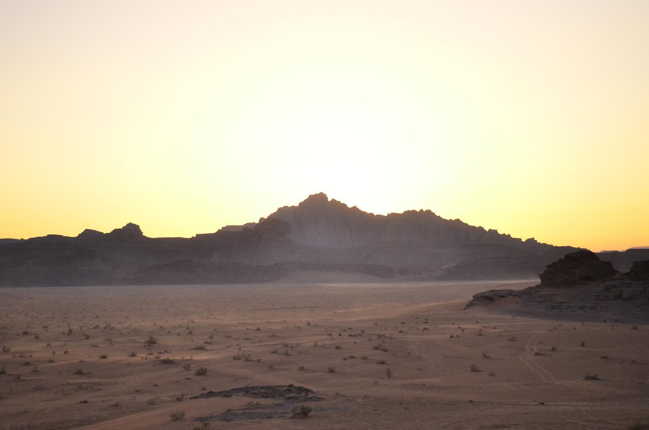 Space Village Luxury Camp Wadi Rum Esterno foto