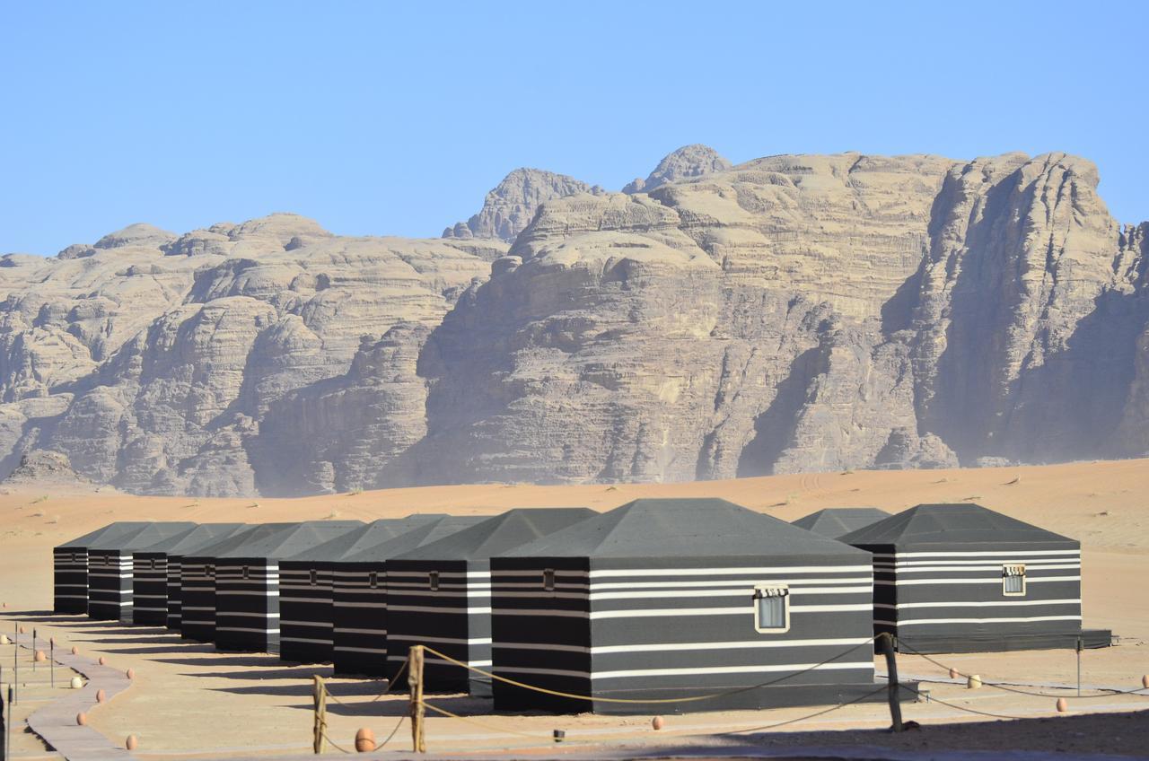 Space Village Luxury Camp Wadi Rum Esterno foto