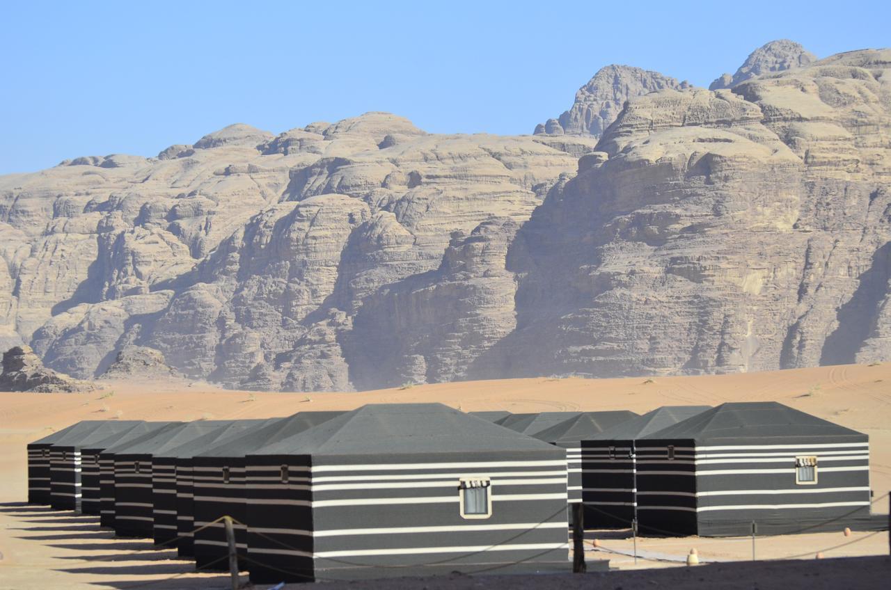 Space Village Luxury Camp Wadi Rum Esterno foto