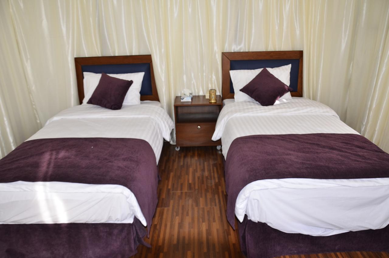 Space Village Luxury Camp Wadi Rum Esterno foto