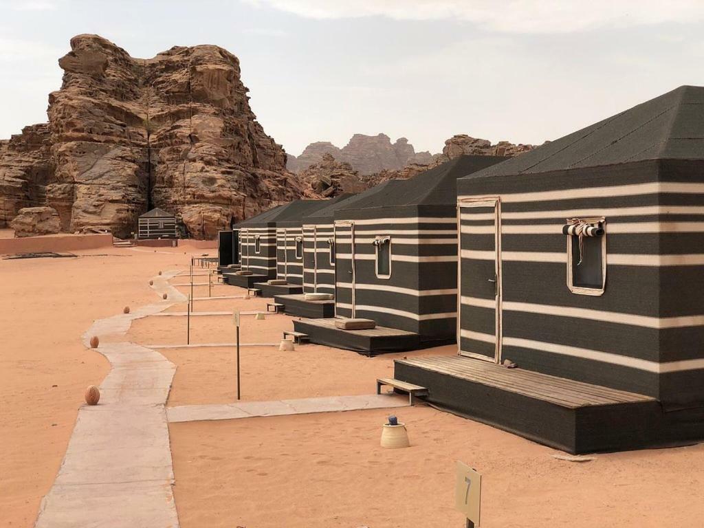 Space Village Luxury Camp Wadi Rum Esterno foto