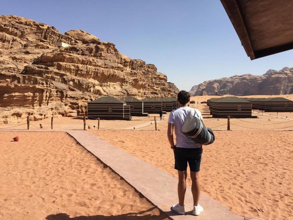 Space Village Luxury Camp Wadi Rum Esterno foto
